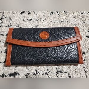 Vintage dooney and bourke blk/brown color